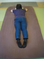 右ひざ外側の張りと痛み