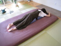 妊娠９ヶ月　股関節痛　腰痛