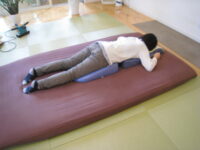 妊娠７ヶ月　首筋こり　頭痛