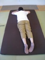 腰痛　原因は股関節