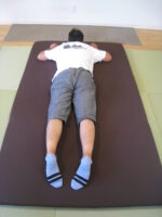 午前中に腰がピキッ