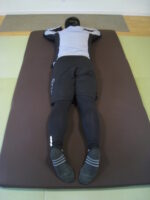 左そけいぶの痛み　股関節痛