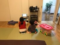 ５歳と２歳の子供連れ