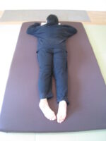 腰が痛い　首の凝り、頭痛