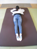 産後から左お尻が凝るし痛い