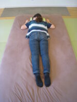 腰と背中が痛い 産後の矯正