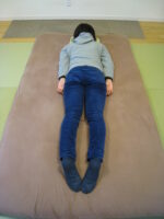 腰が力が入らない　足がつる