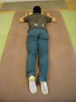 右側の肩こり、首の凝り、腰痛