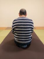 坐骨神経痛　猫背矯正