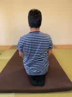 左股関節痛　立ったり座ったりが痛い