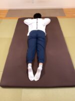 布団を替えたら腰が痛い　