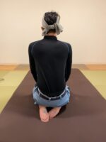 右腰の痛み　腰痛