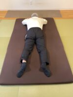 両足脛(すね）の痛み 腰痛