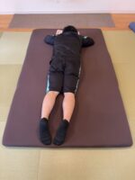 腰が固まる　ヘルニア持ち